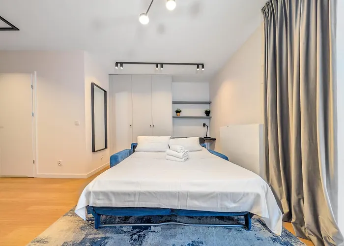 Appartement 6th Floor With The River View By Bookinghost